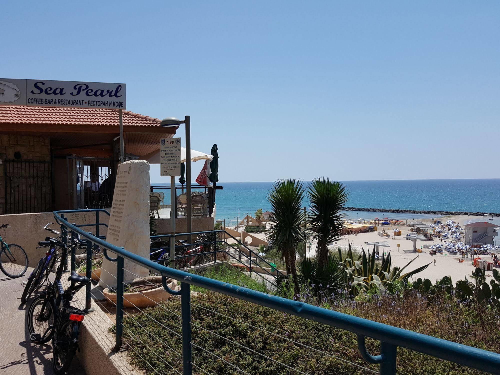 Netanya Motel Pierre Ngoại thất bức ảnh