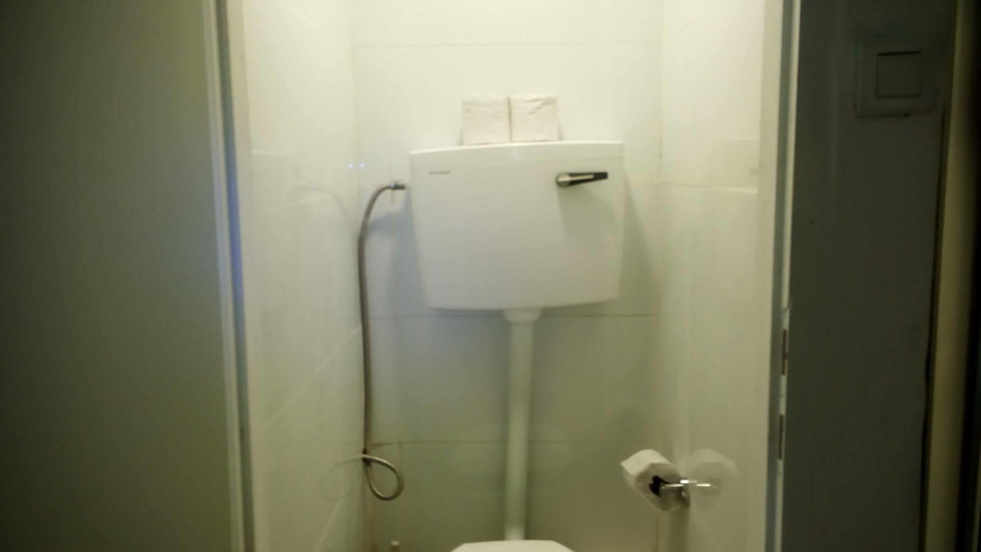 Netanya Motel Pierre Ngoại thất bức ảnh