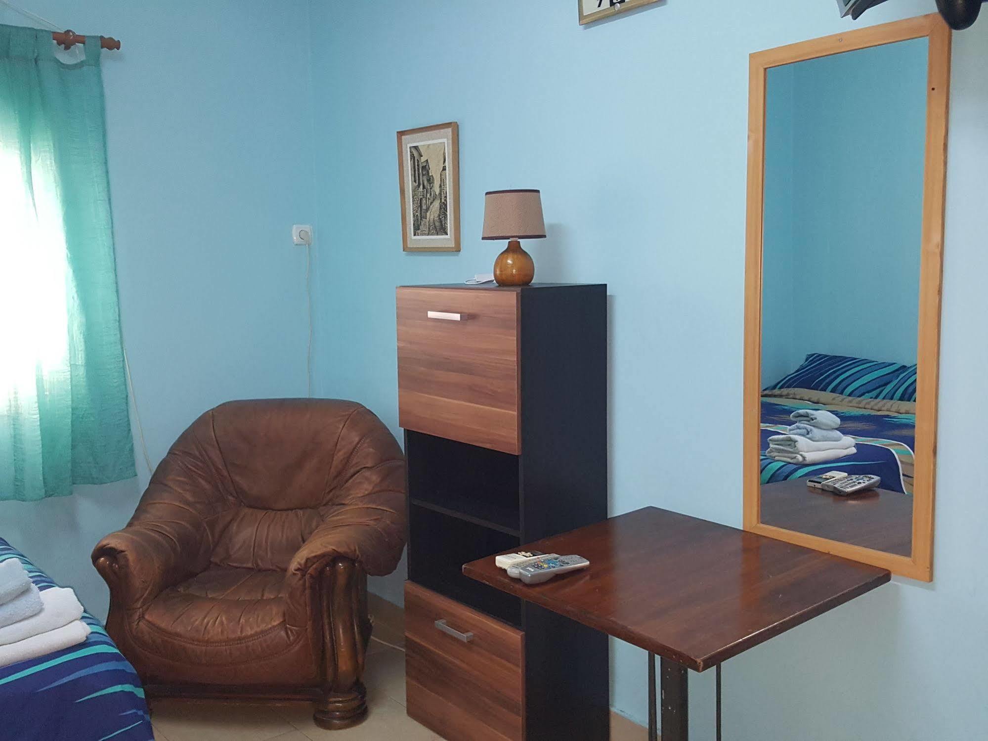 Netanya Motel Pierre Ngoại thất bức ảnh